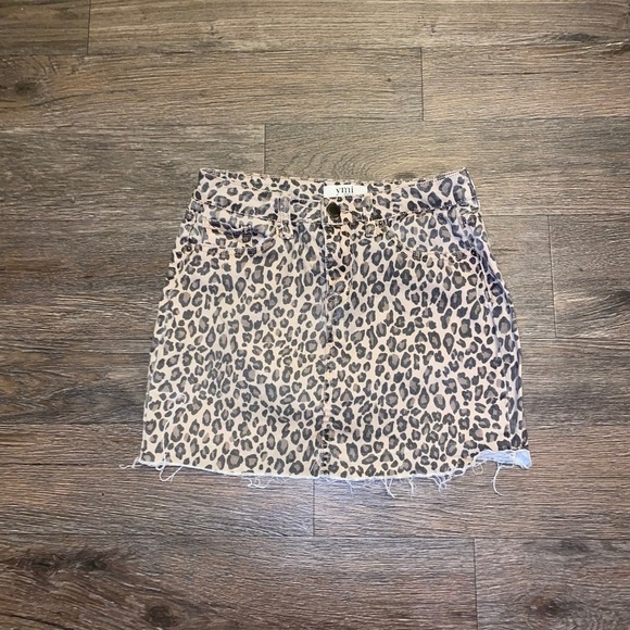 YMI jeans animal print skirt size 28 / 7 - Picture 1 of 5